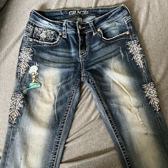 Grace in LA Blue Skinny Jeans with Embellished Pockets - Picture 2 of 7